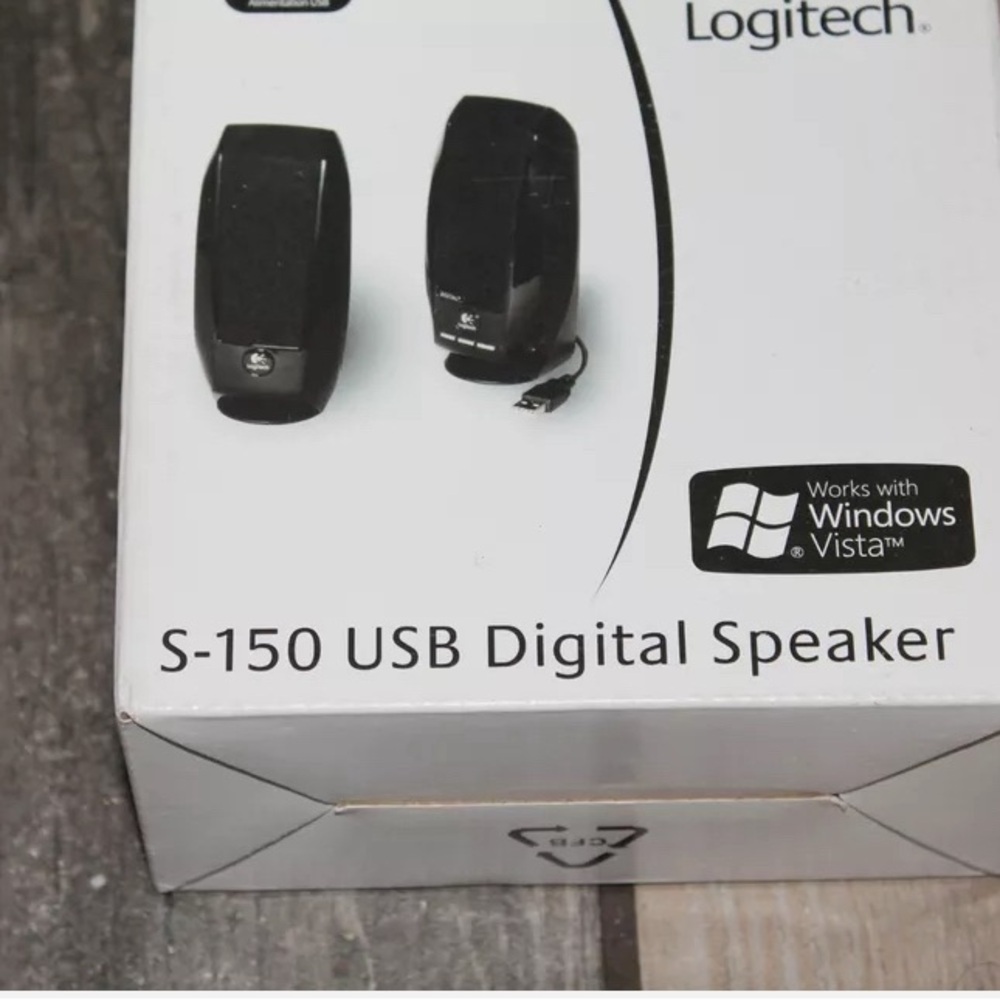 BRAND NEW speaker for desktop has never been used.